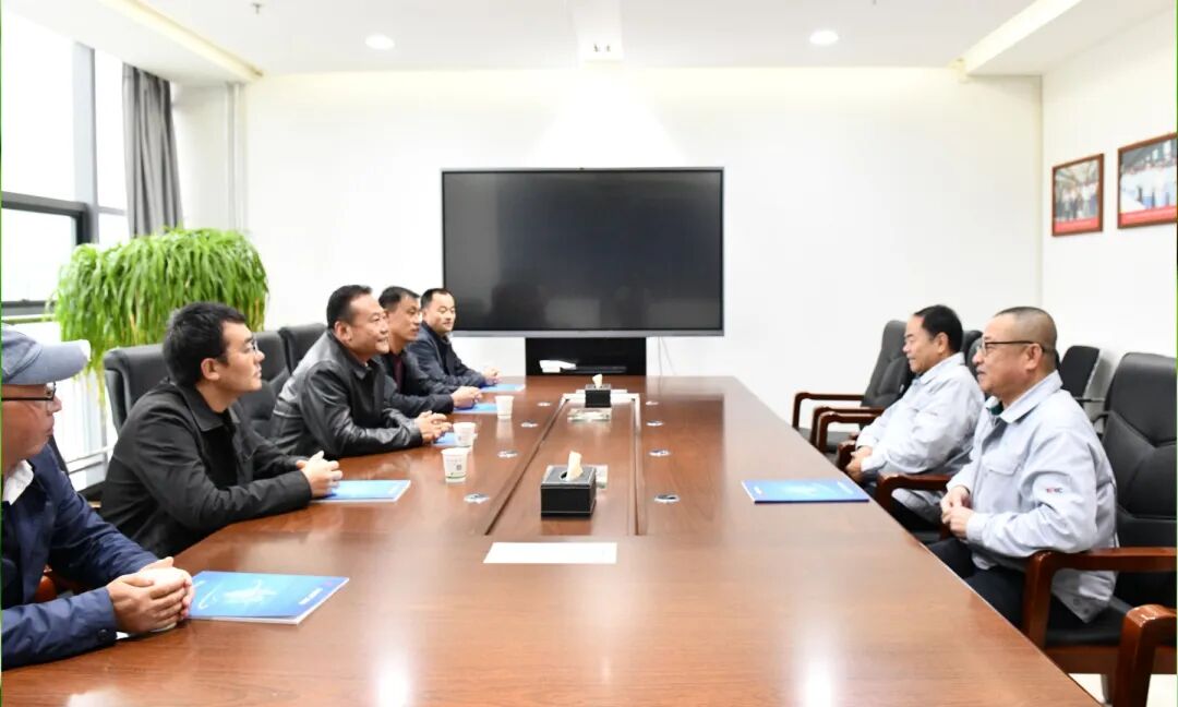 張家川縣大陽鎮黨委書記王志剛一行來長開廠集團走訪交流